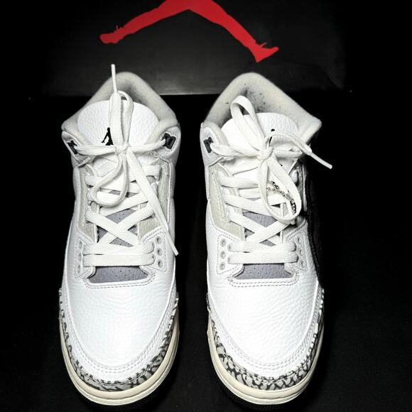 Size 6 - Nike Air Jordan 3 Retro GS Hide N' Sneak 2023 Shoes - Picture 5 of 9